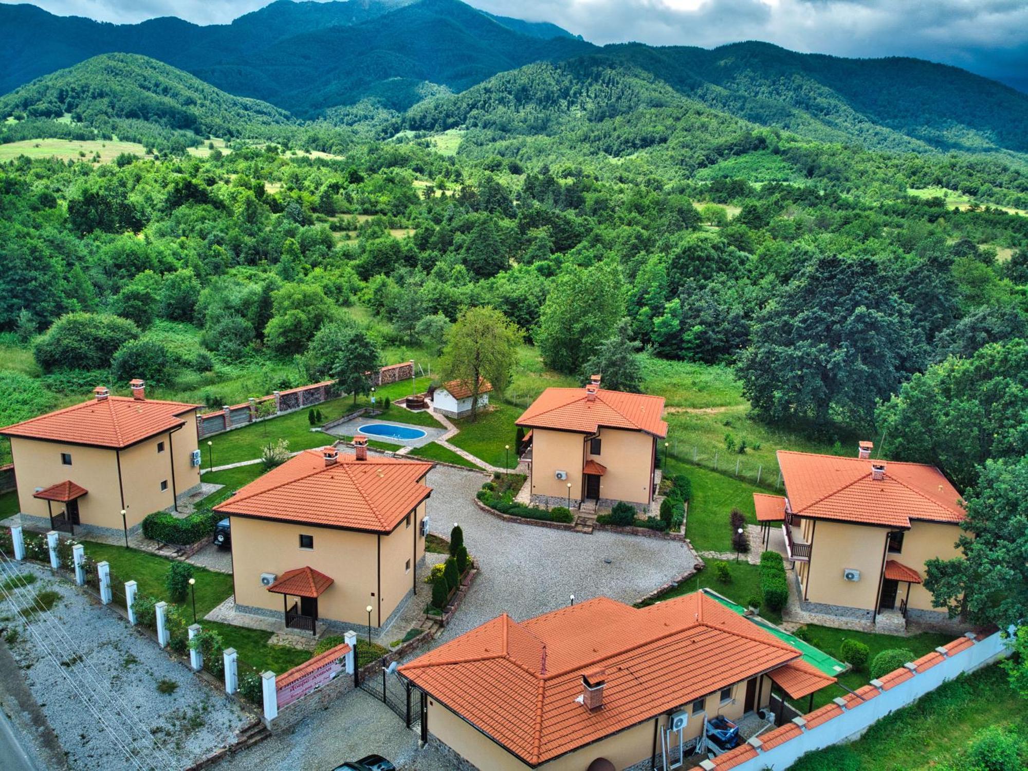 Комплекс Тянкови Къщи Vŭrshets Exterior foto