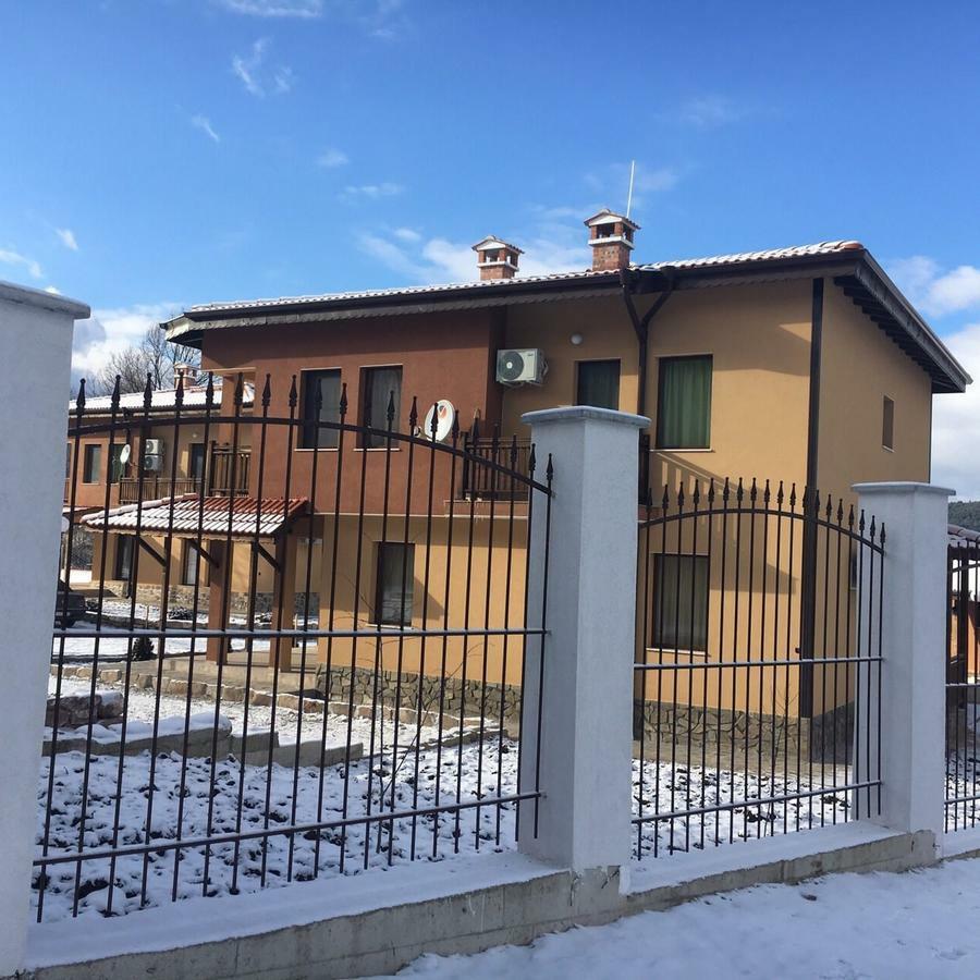 Комплекс Тянкови Къщи Vŭrshets Exterior foto