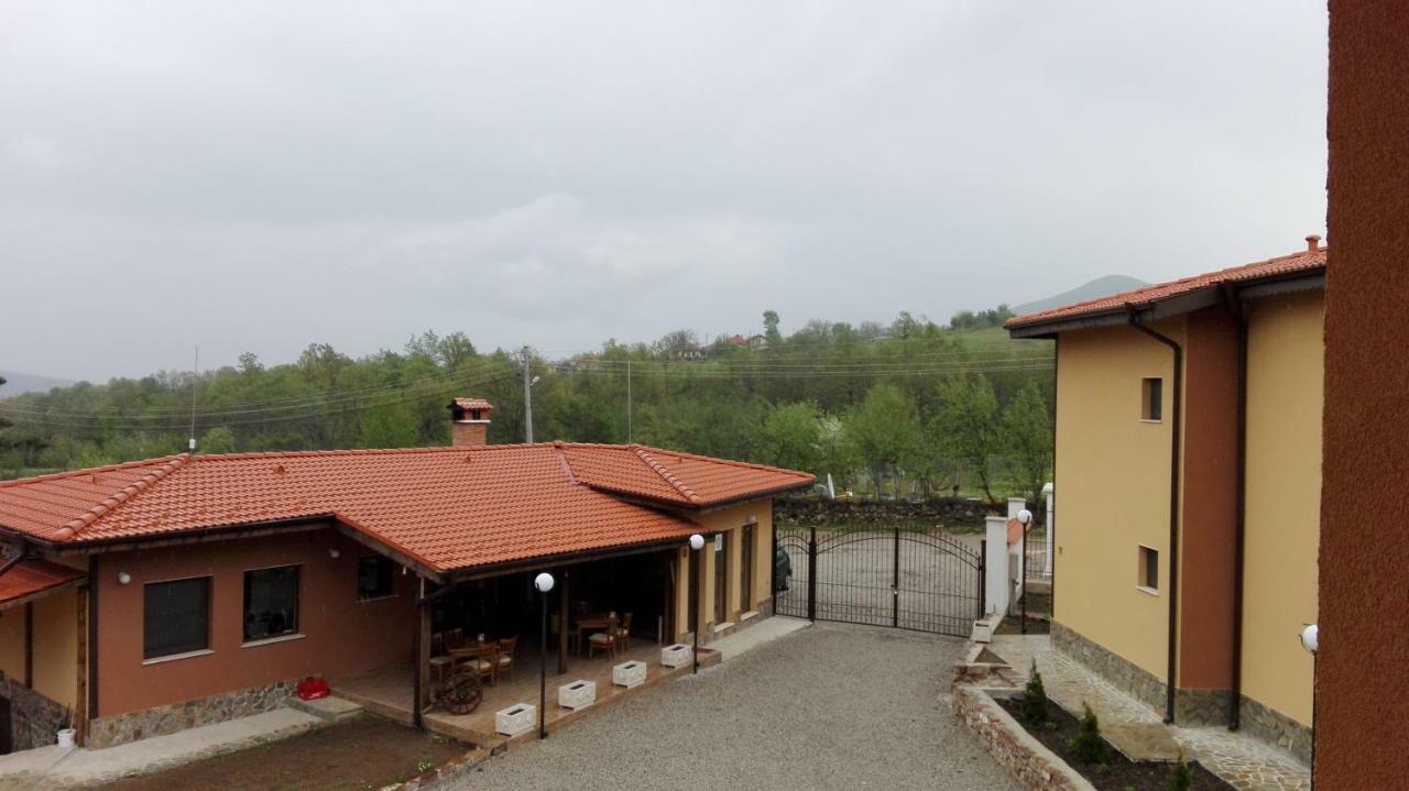Комплекс Тянкови Къщи Vŭrshets Exterior foto